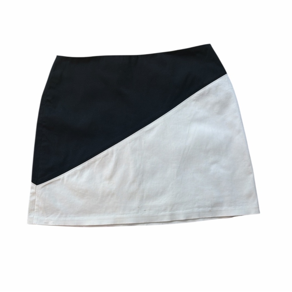 Alice + Olivia Black and White Women's Mini Skirt